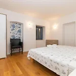 Rialto Apartmán *