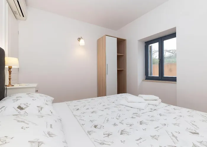 Rialto Apartment