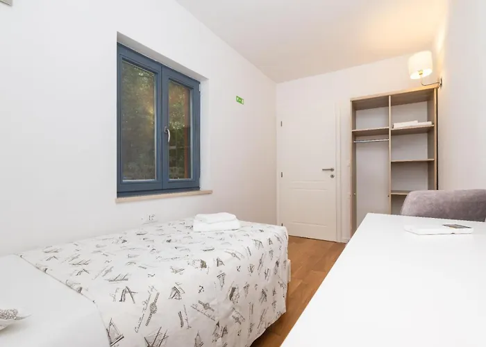 Rialto Apartment