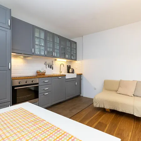 Rialto Appartement *